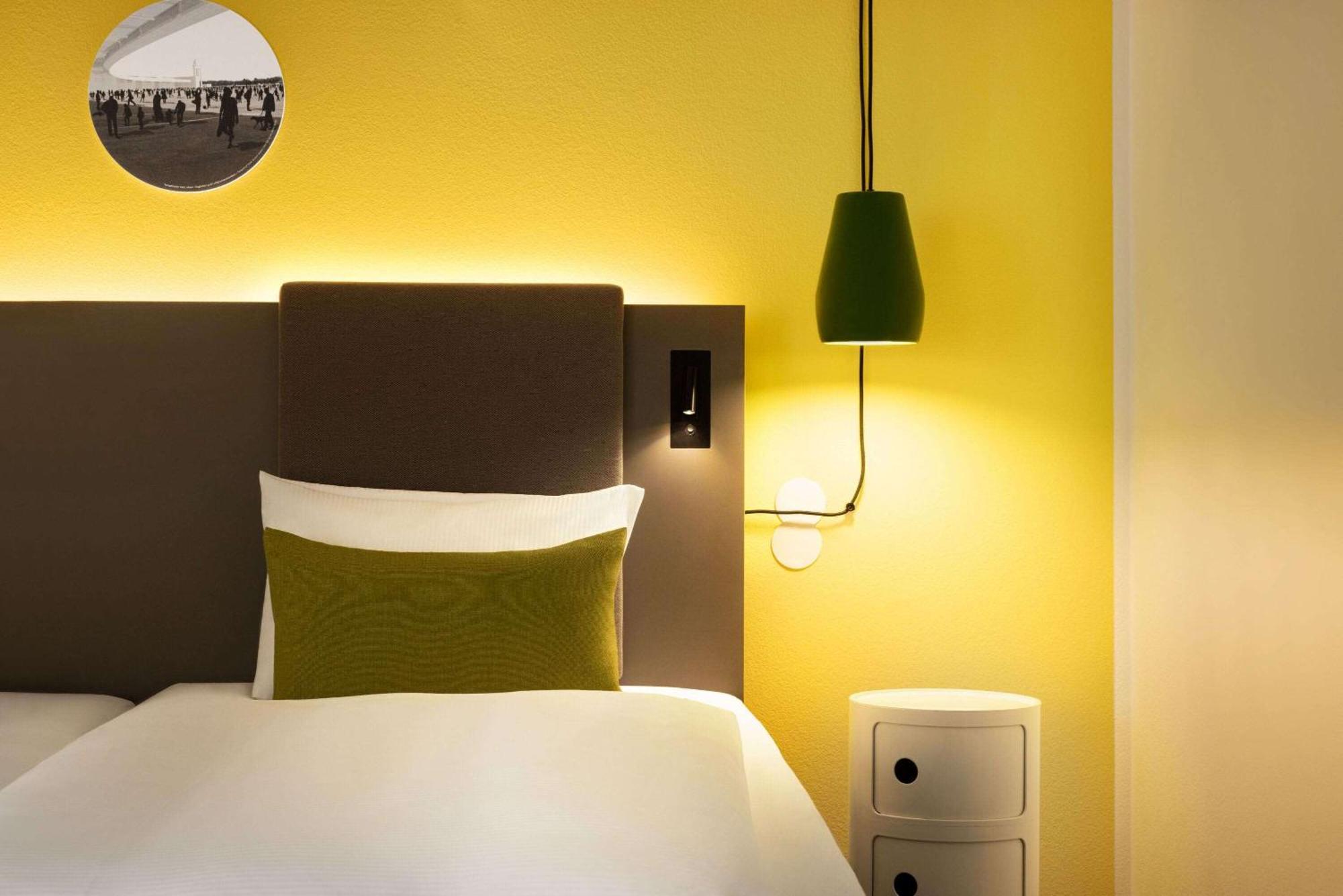 Vienna House Easy By Wyndham Berlin Prenzlauer Berg Hotel Bagian luar foto
