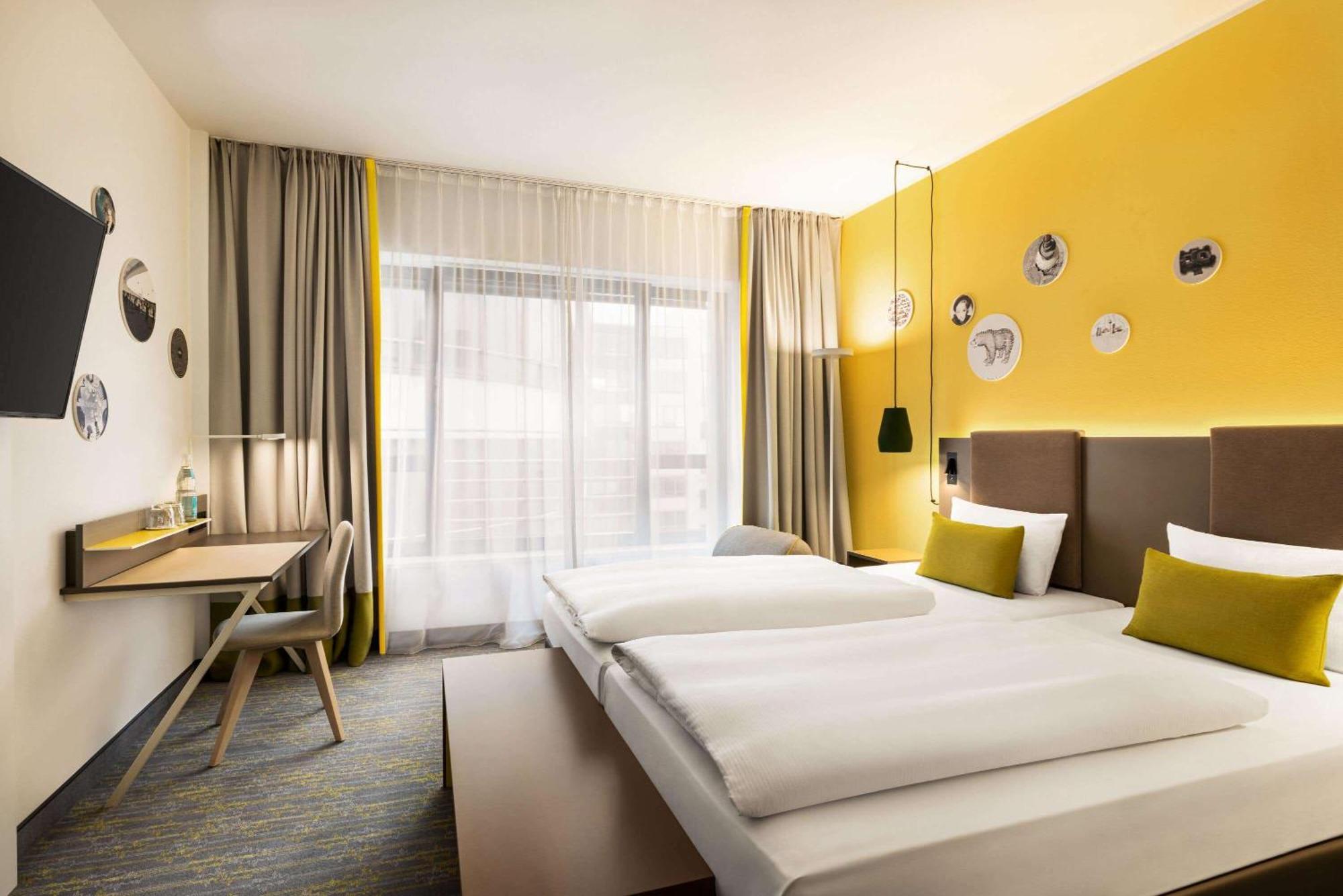Vienna House Easy By Wyndham Berlin Prenzlauer Berg Hotel Bagian luar foto